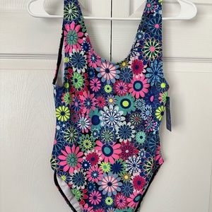 NWT Scoop Neck Body Suit XL